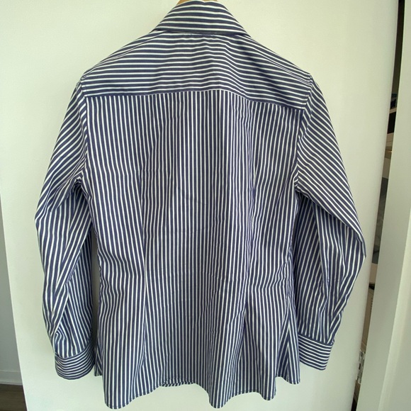 Banana Republic Non-Iron Fitted Button Down Top - Picture 2 of 4